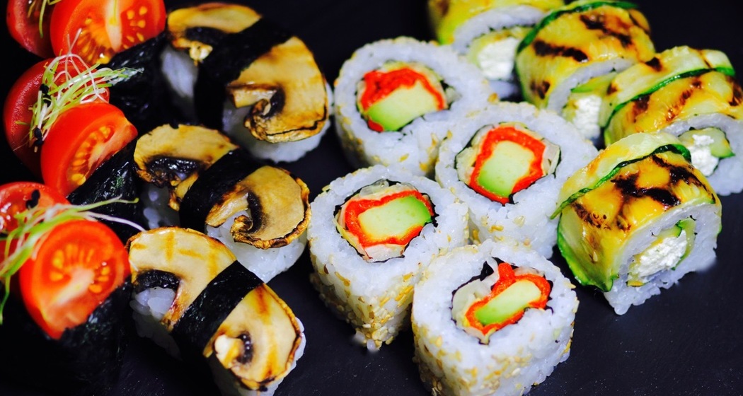 Yama Sushi & MonJuice Organic Deli (oua_45096723_image)