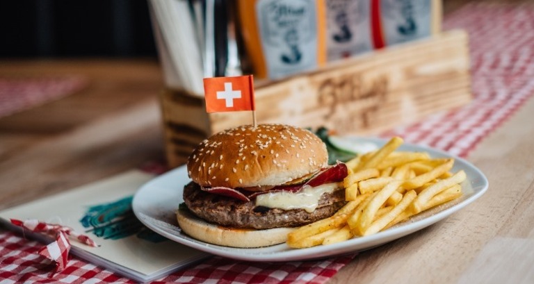 Mountain's Akt Davos Diner (oua_45097102_image)