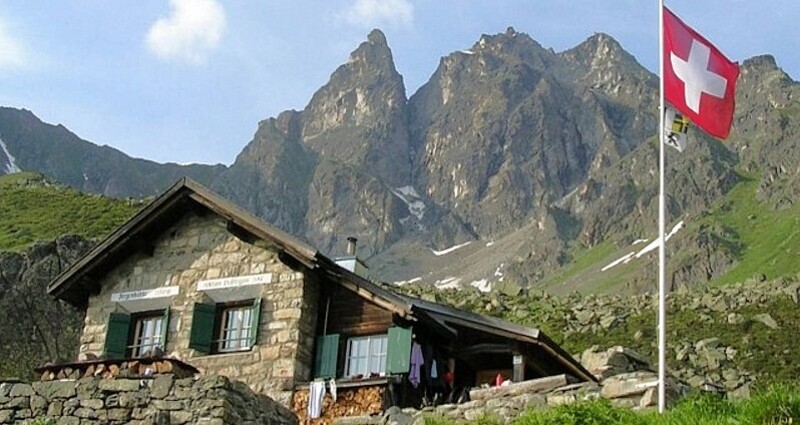Hütte