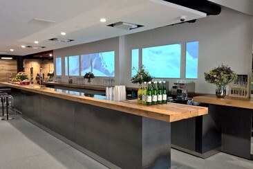 Paarsenn Sports (oua_45097750_image)