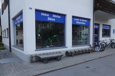 Simon's Bike Base (oua_45097886_image)