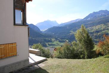 Aussenansicht mit Ausblick