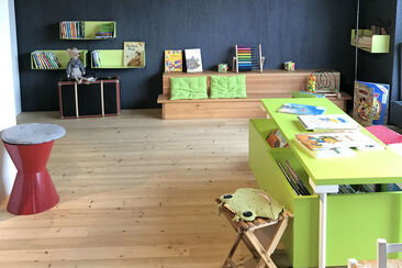 Biblioteca Lumnezia (oua_45904242_image)