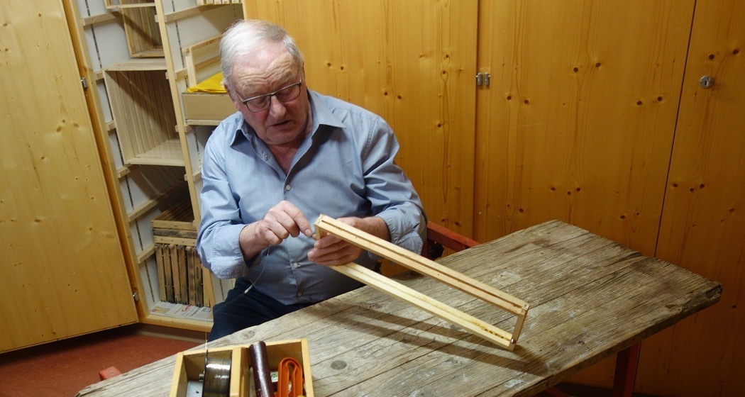 Imker Meltger Devonas / Honig