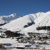 Sicht auf das Dorf Zuoz