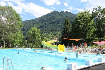 Fideris swimming pool (oua_48206842_image)