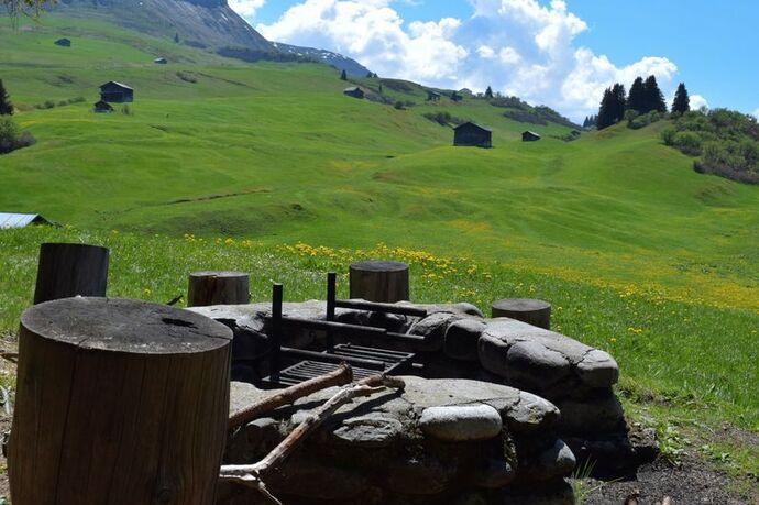 Feuerstelle Bual, Surcuolm