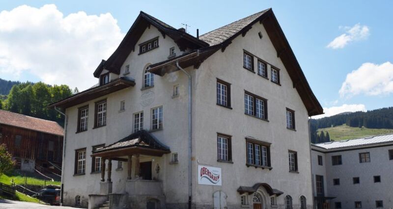 Bibliothek Obersaxen