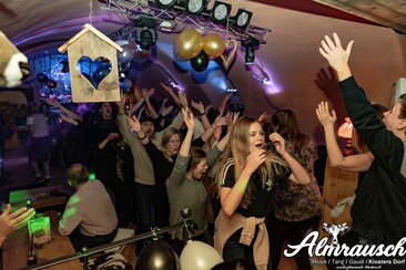 Scenic hike from Klosters Dorf to Ascharina via Jägglischhorn (oua_50598190_image)