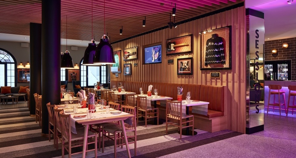 Sessions (oua_50598232_image)