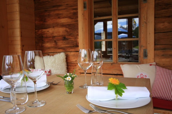 Spina Restaurant (oua_50598928_image)