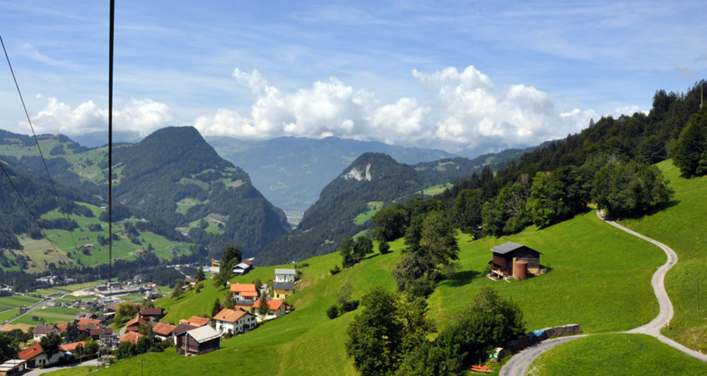 Ausblick von der Seilbahn Fanas