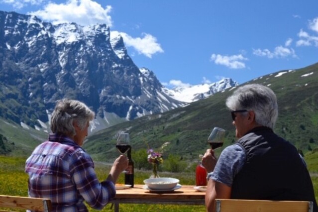 Muntanela Radons (oua_50999125_image)