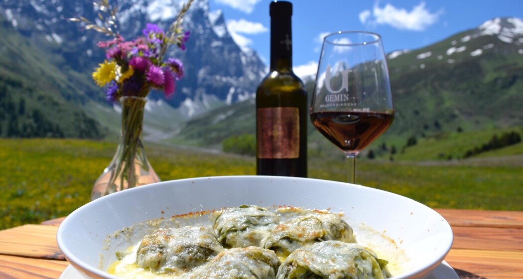 Muntanela Radons (oua_50999130_image)