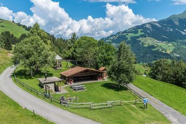 Spielplatz Plaun Rueun, Cumbel (oua_51157502_image)
