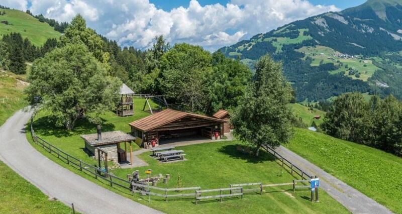 Spielplatz Plaun Rueun, Cumbel (oua_51157502_image)