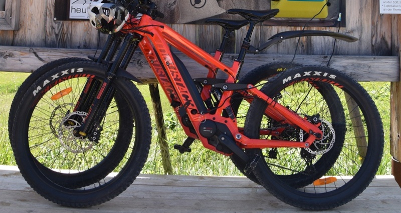 E-Bike Ladestation Fideriser Heuberge (oua_51474256_image)