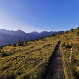 Dal centro di Marano si scende fino alla stazione intermedia LAW, poco prima della pineta