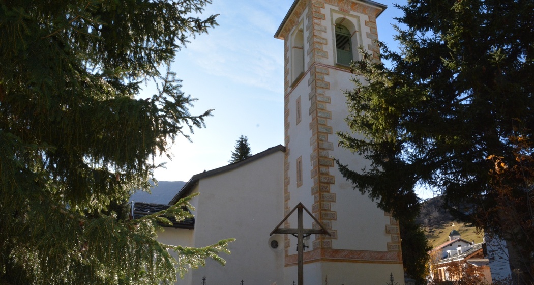 Landschaftlich reizvolle Wanderung auf der Via Sett von Bivio nach Casaccia über La Motta (oua_51932208_image)