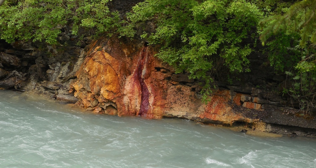 Quelltuff der Sfondraz-Quelle