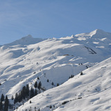 Blick von den Berghäusern Richtung Chüenihorn