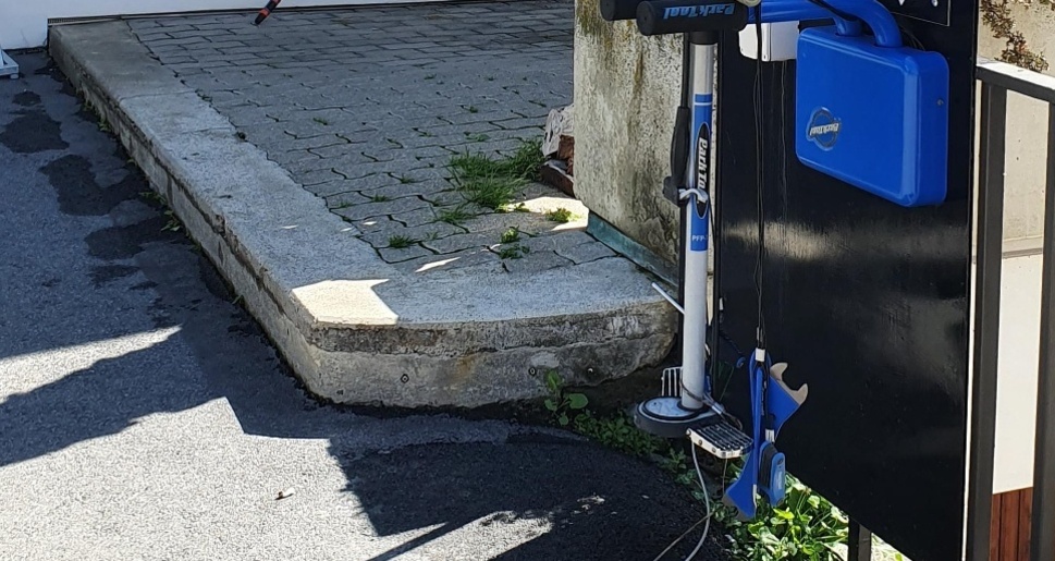 Ladestation Jon Sport Alpin