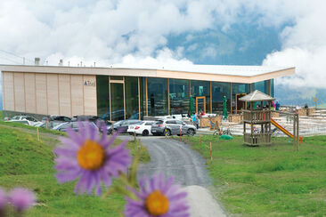 Bergrestaurant Triel im Sommer