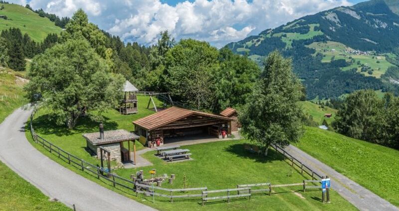 Feuerstelle Plaun Rueun, Cumbel (oua_52823985_image)