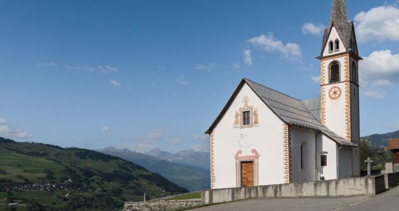 Kirche Sogn Gion, Camuns