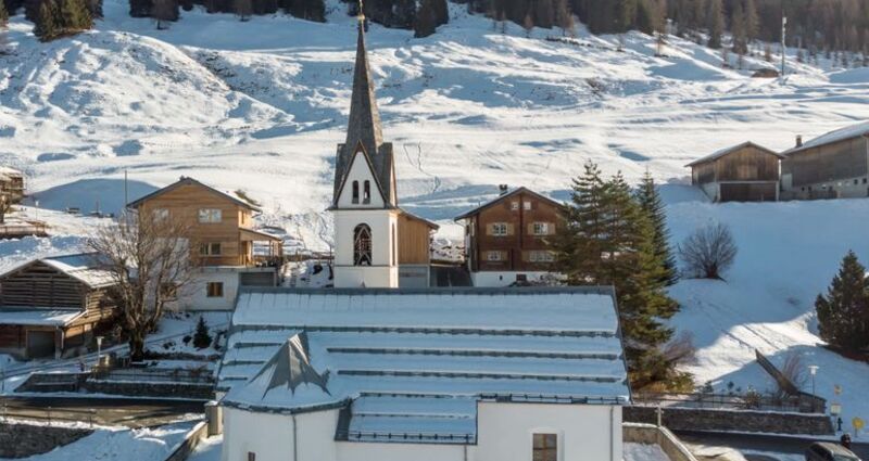 Kirche Sogn Gion, Camuns
