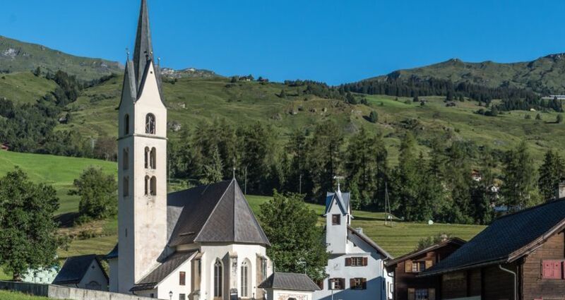 Kirche Nossadunna, Degen