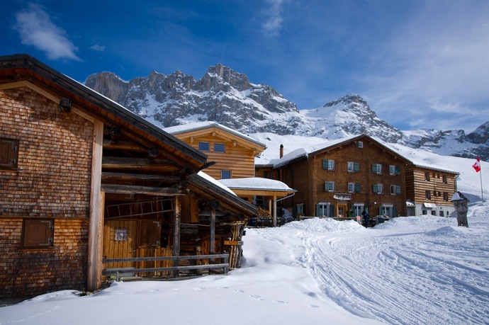 Das Berghaus erreicht man im Winter nur zu Fuss.