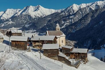Weiler Sogn Andriu mit der gleichnamigen Kapelle