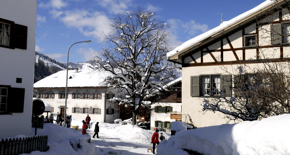 Der Dorfplatz von Fideris