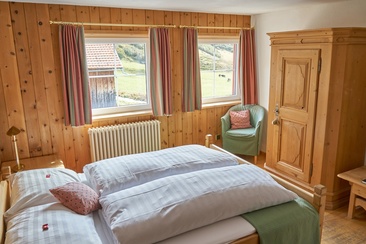 Berghaus Piz Platta (oua_53851149_image)