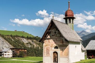 Kapelle Sogn Bistgaun Aussenansicht