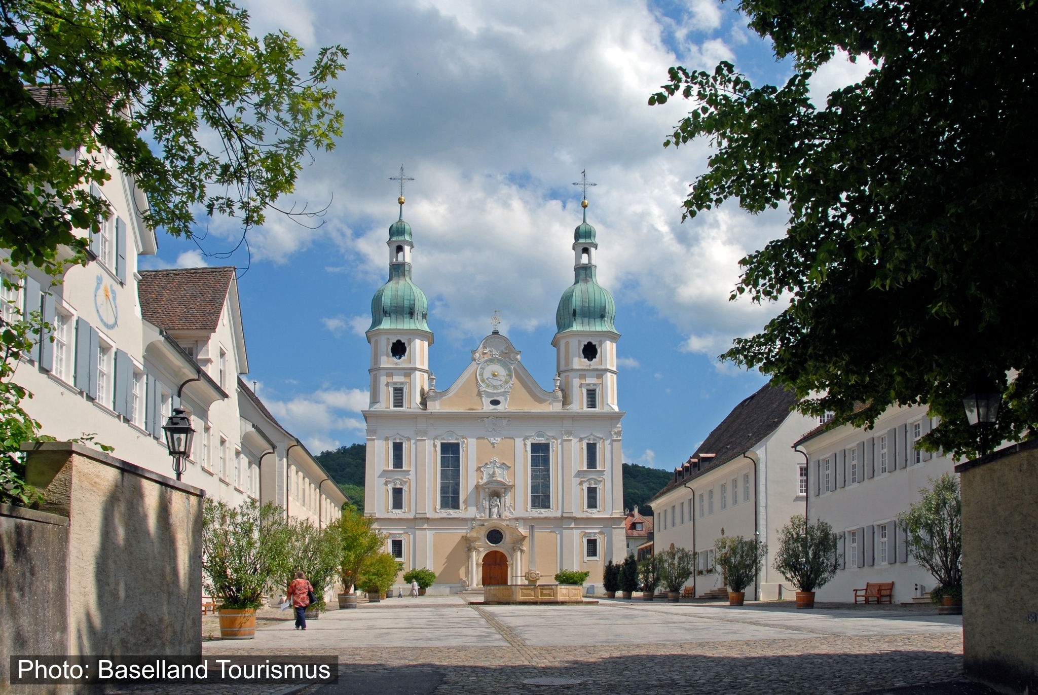 Barrierefreie Tour: Dom, Ermitage & Genuss in Arlesheim