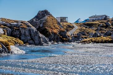 Visitors' Pavilion Sardona (oua_54685140_image)