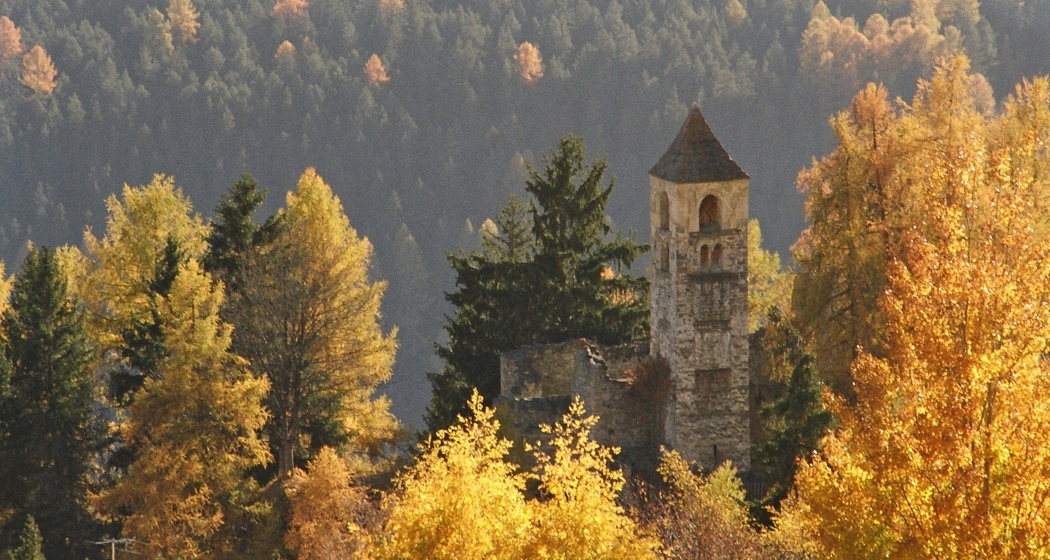 Kirchenruine San Peder