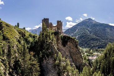 Burgruine Tschanüff
