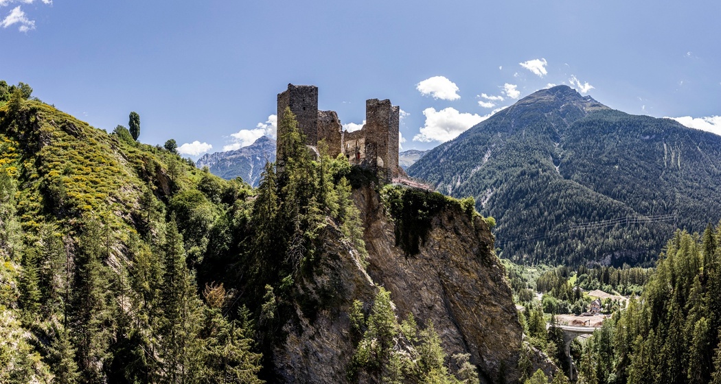 Burgruine Tschanüff