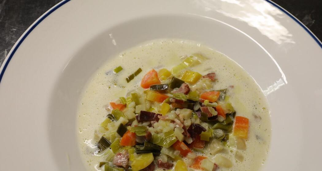 Alpenblick Gerstensuppe