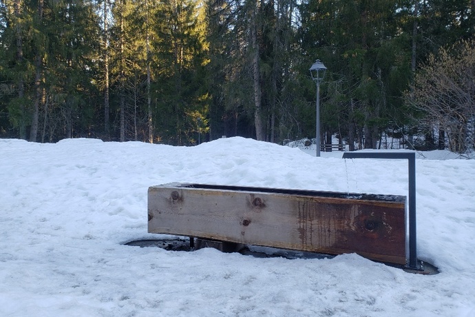 Spielplatz Flims Waldhaus Wasserbrunnen