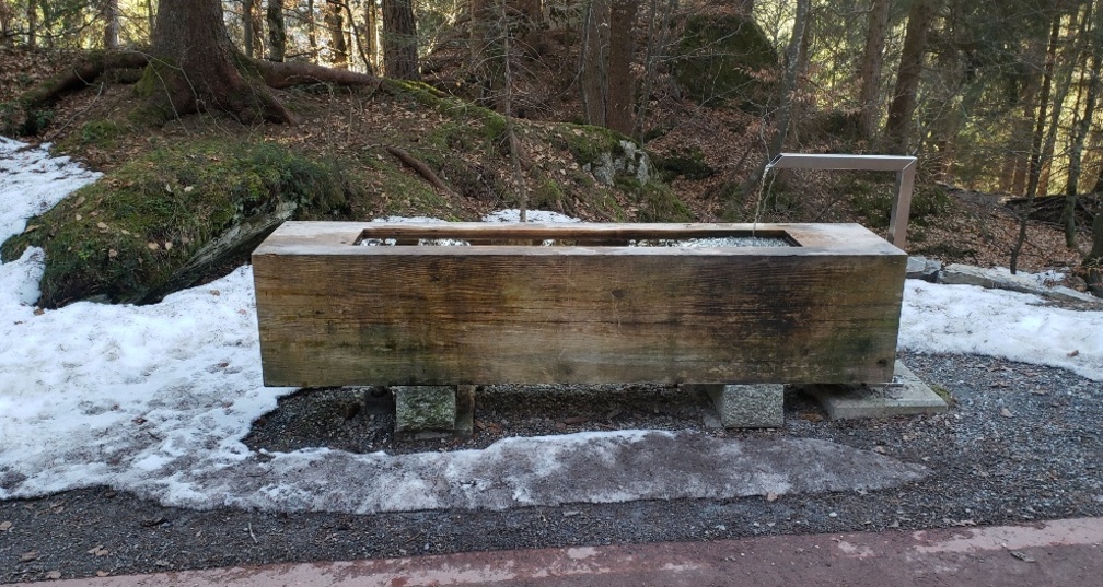 Caumasee Wasserbrunnen 02