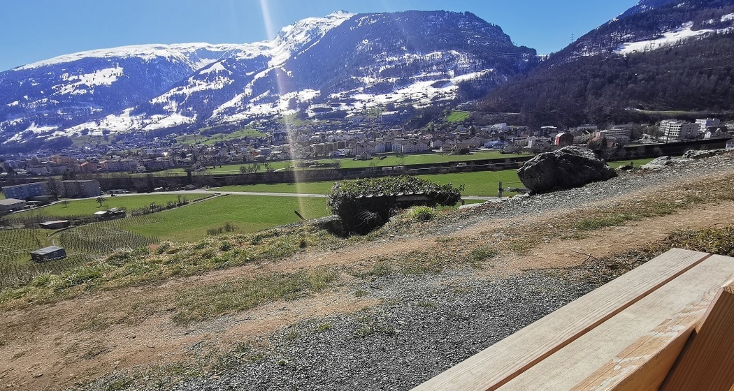 Sonnenbänkli in Heiligkreuz