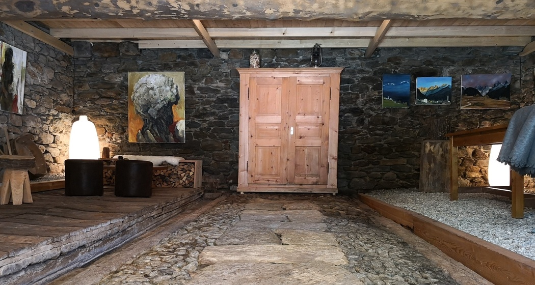 Landschaftlich reizvolle Wanderung auf der Via Bregaglia von Maloja über Vicosoprano und Borgonovo nach Castasegna (oua_57573178_image)