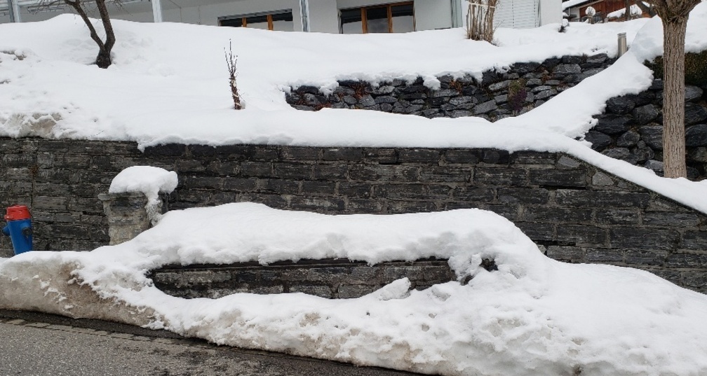 Wasserbrunnen La Gassa Flims Dorf (oua_57693079_image)