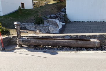 Wasserbrunnen Plattas Fidaz