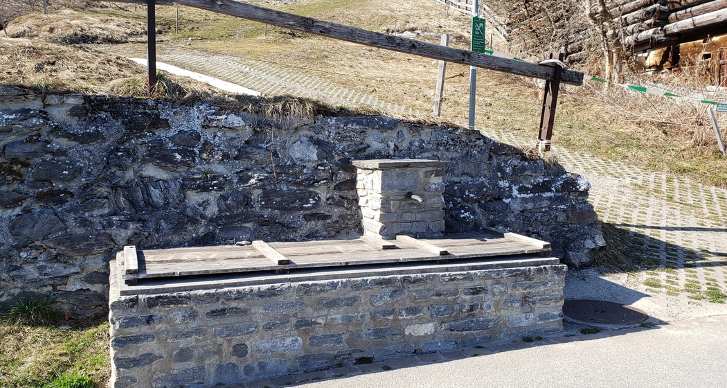 Wasserbrunnen Caral Fidaz (oua_57910773_image)