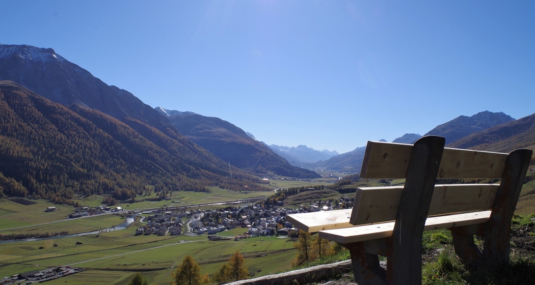 Aussichtsbänkli unterhalb Acla Laret